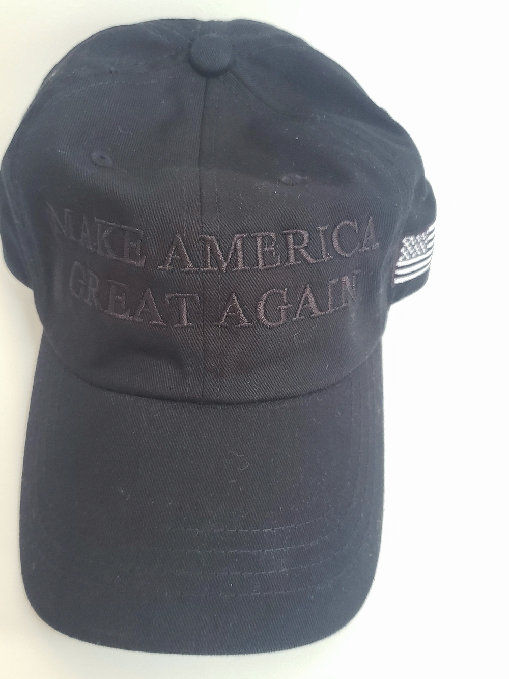 Black Embroidered MAKE AMERICA GREAT AGAIN Baseball Cap ONE SIZE